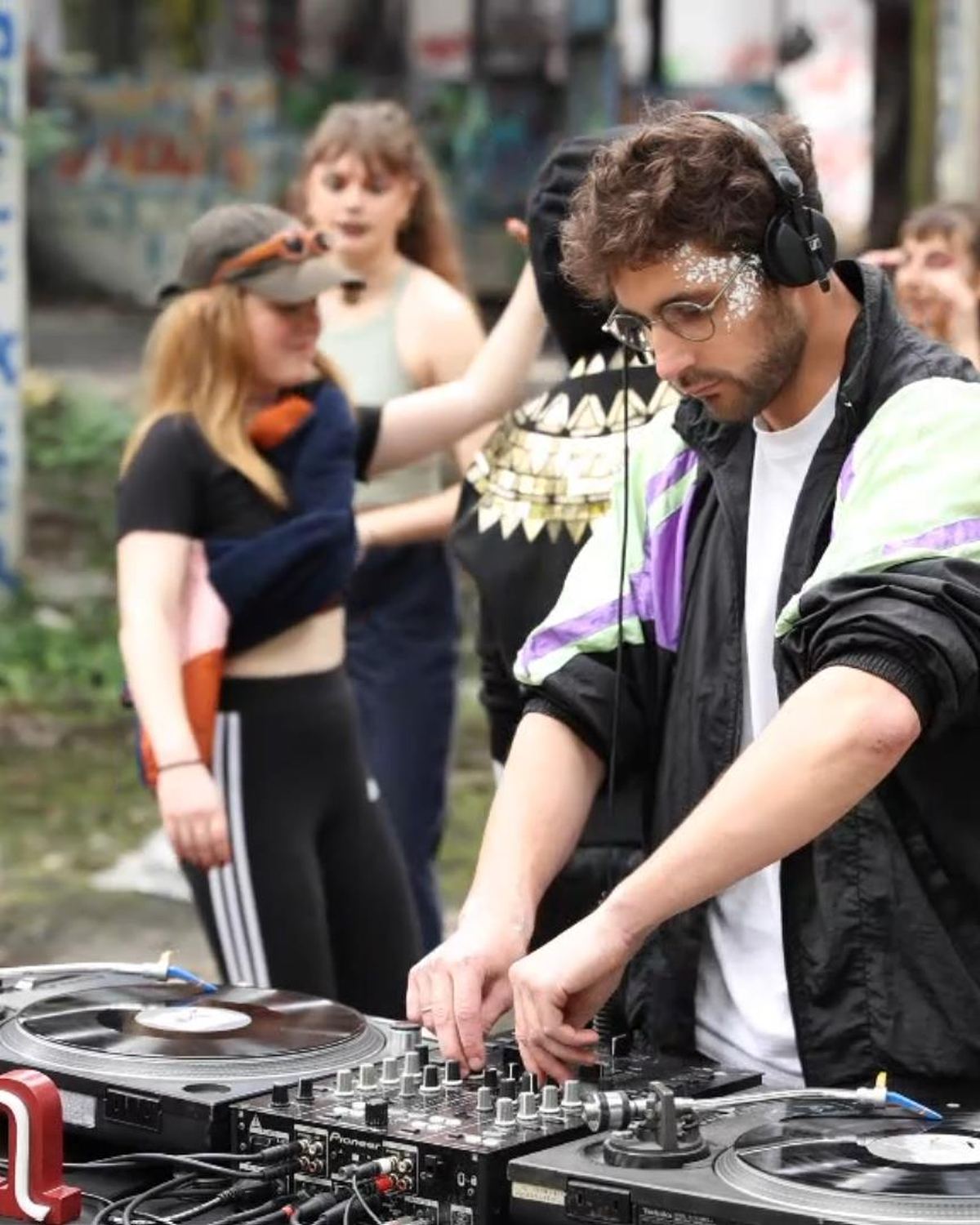 Lucas Haar en set DJ sous le nom hapro